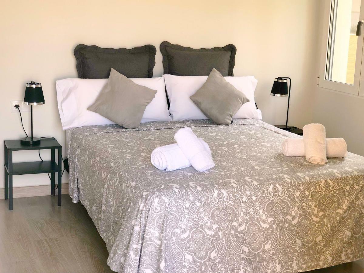 Apartamentos Lunamar El Campello Luaran gambar